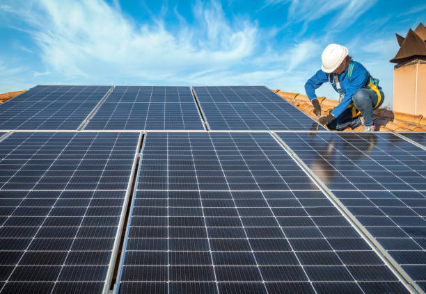 Best Roof Installation  in Bushnell, IL